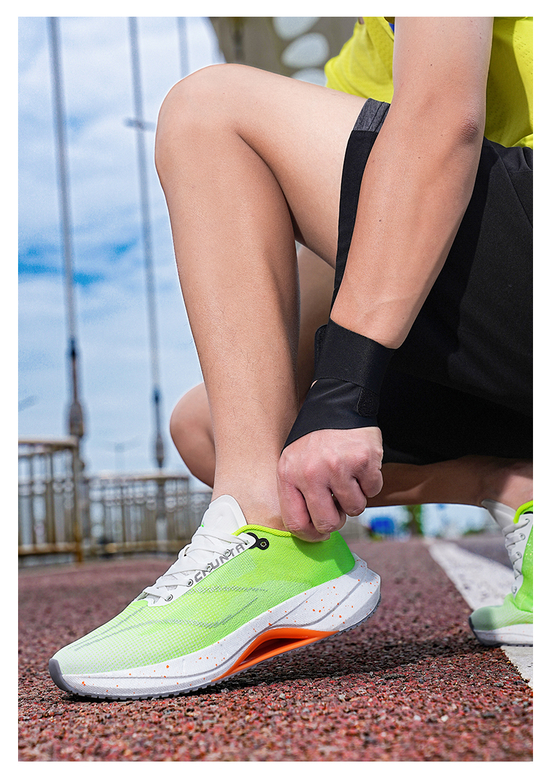 Autumn and winter popcorn sports running shoes with inner lining for the eighth day footwear industry_voghion.com