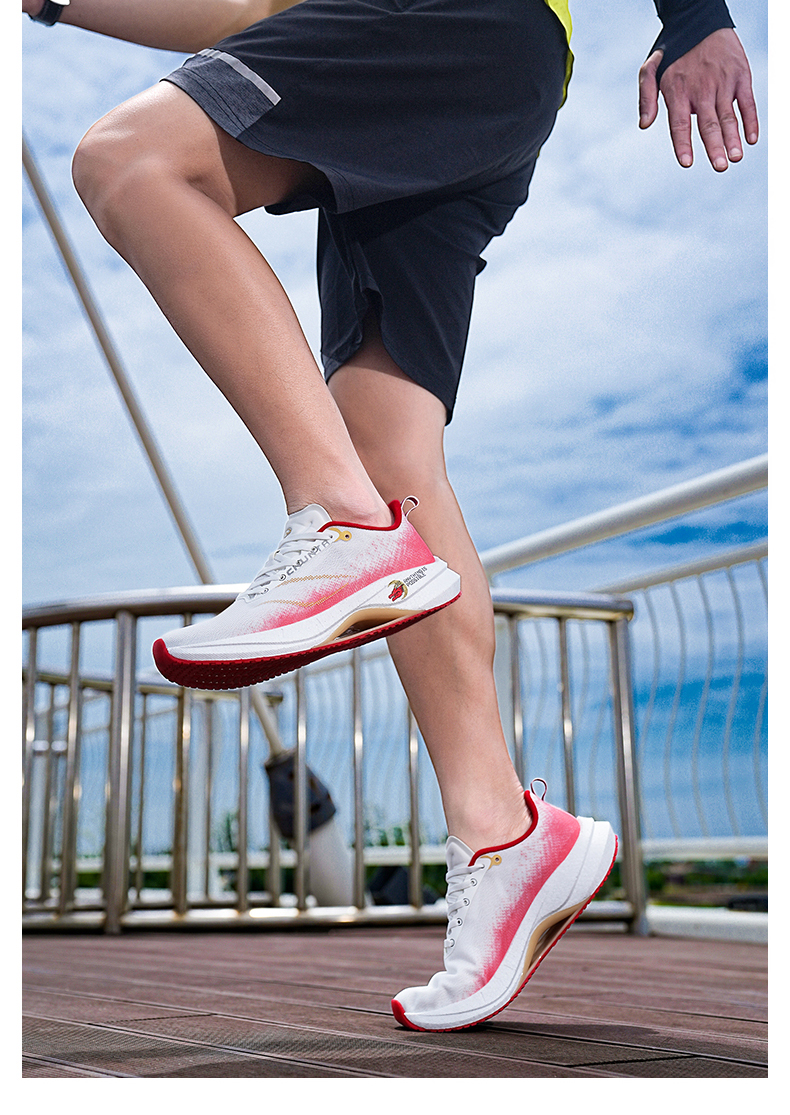 Autumn and winter popcorn sports running shoes with inner lining for the eighth day footwear industry_voghion.com