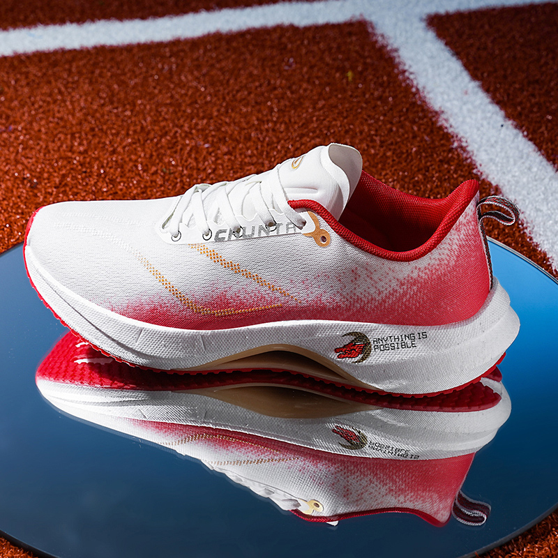 Autumn and winter popcorn sports running shoes with inner lining for the eighth day footwear industry_voghion.com