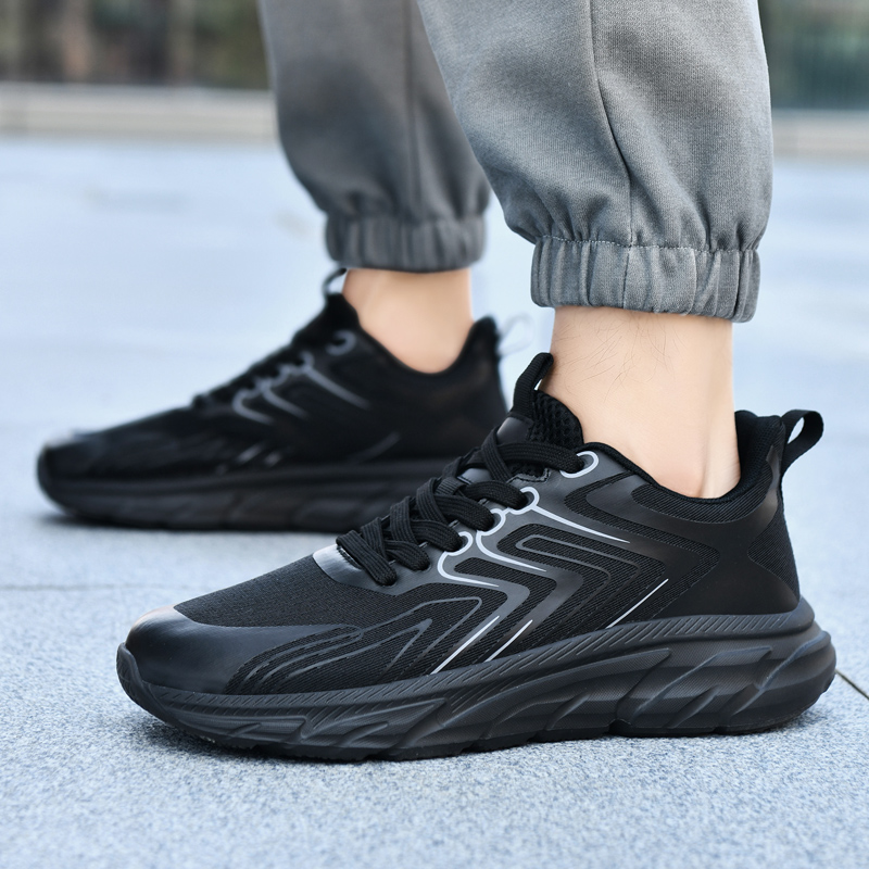 First sight of sports and leisure men's oversized breathable mesh shoes, running shoes_voghion.com