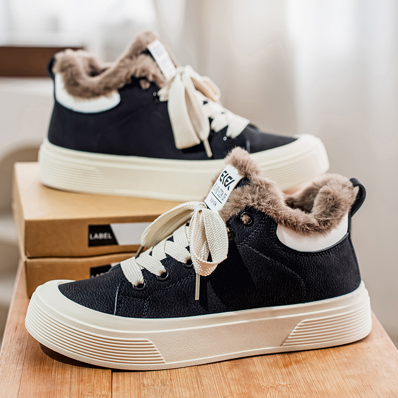 亚成鞋业 爆款男鞋跨境大码休闲棉鞋加绒保暖板鞋 P45